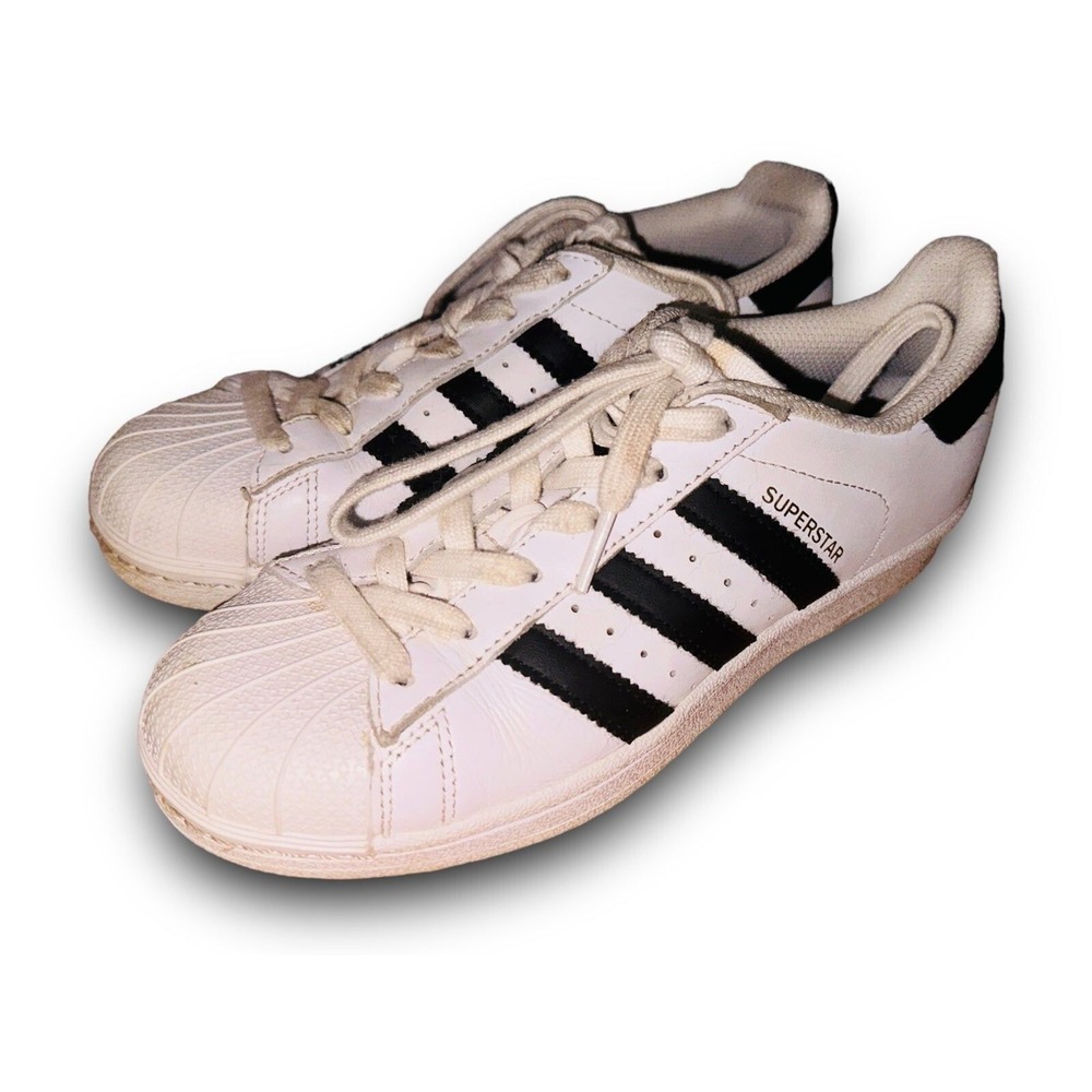 C4 Adidas Superstar Low-Top Cloud White Black Size 4 Kids Women's 5.5 Shell Toe